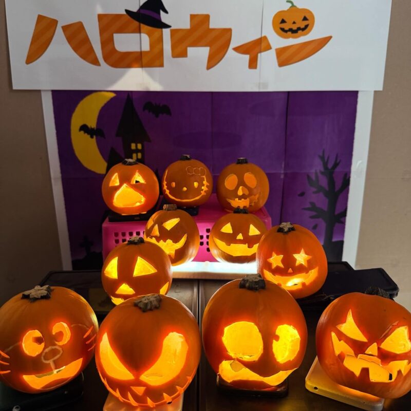 みんなでジャック・オー・ランタンを作りました！ - 飯山中央市場株式会社